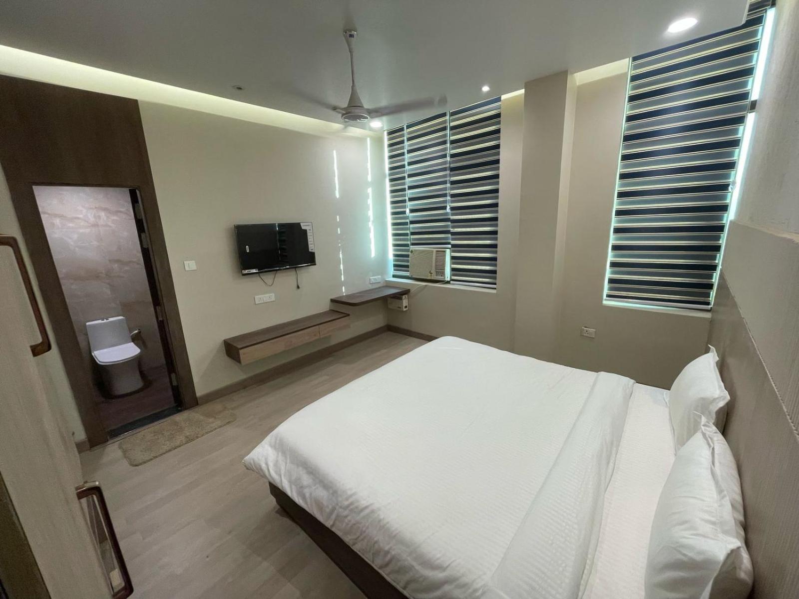 Aman Paradise Hotel & Banquets Κανπούρ Εξωτερικό φωτογραφία